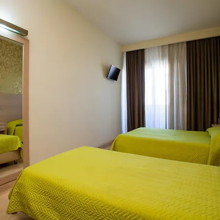 Отель Rotonda 3*
